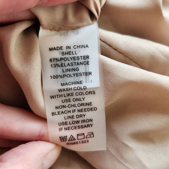 Vince Camuto Cut Out Floral Faux Suede Mini Skirt Office Siren Feminine Soft 10 - Picture 7 of 9